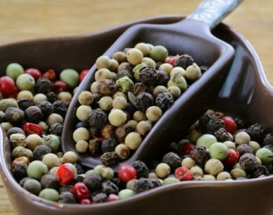 Giá nông sản ngày 3/11/2025: Hồ tiêu tăng nhẹ, cà phê ổn định