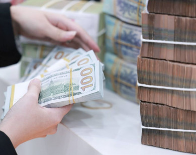 Giá ngoại tệ ngày 4/11/2025: USD bật tăng mạnh