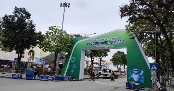 Trước giờ khai mạc Hội chợ sản phẩm nông nghiệp ứng dụng công nghệ cao tại Sơn Tây – Hà Nội