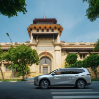 Xanh SM Limo - Trải nghiệm taxi điện cao cấp dành cho 6 hành khách