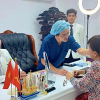 Căng da nâng cơ mặt: Chìa khóa tái sinh thanh xuân bền vững tại Tony An An