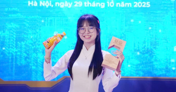 Từ xưởng cơ khí đến phòng lab: Khi những nữ sinh Khoa học Công nghệ viết nên định nghĩa mới về “bền đam mê”