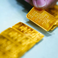 Giá vàng ngày 6/11/2025: Vàng trong nước tiếp tục giảm mạnh