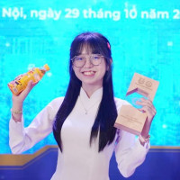 Từ xưởng cơ khí đến phòng lab: Khi những nữ sinh Khoa học Công nghệ viết nên định nghĩa mới về “bền đam mê”