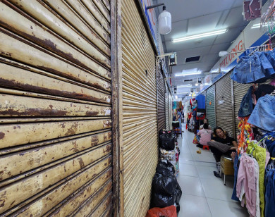 Chợ An Đông và cơn thoái trào: Hàng loạt sạp đóng cửa, tiểu thương lao đao tìm đường sống