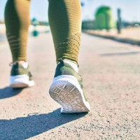 Nên đi bộ thế nào để giúp khỏe khớp?