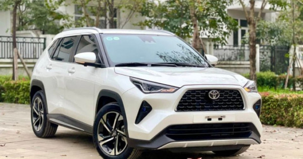 Thị trường ô tô tháng 10/202: Doanh số tăng trưởng mạnh