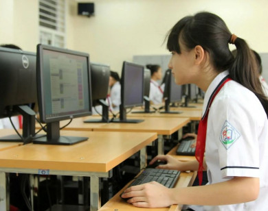 Khi mạng xã hội trở thành cạm bẫy, ai sẽ bảo vệ con trẻ?