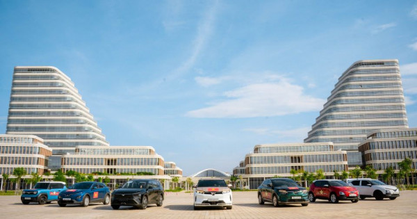 Doanh số gấp 3 lần Toyota, vượt xa cả thị trường: VinFast thể hiện ưu thế về chất lượng toàn diện