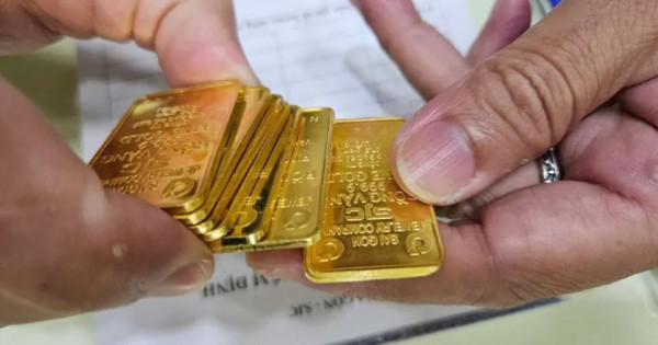 Giá vàng ngày 16/11/2025: Vàng trong nước giảm sâu, mất hơn 2 triệu đồng/lượng