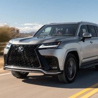 Hơn 7.500 xe Toyota và Lexus bị triệu hồi để khắc phục sự cố