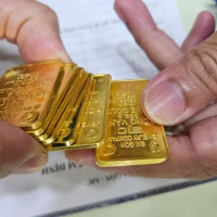 Giá vàng ngày 16/11/2025: Vàng trong nước giảm sâu, mất hơn 2 triệu đồng/lượng