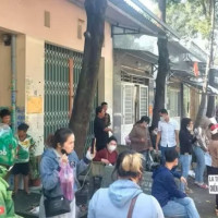 Nhiều công nhân điêu đứng vì chủ dây 'hụi online' 100 tỷ đồng cắt liên lạc