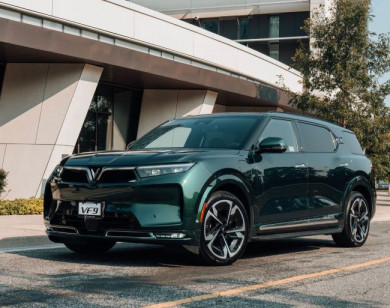 Chủ xe nói về VinFast VF 9: SUV điện hạng E “chuẩn thương gia”, chất lượng sánh ngang xe châu Âu 4 tỷ đồng