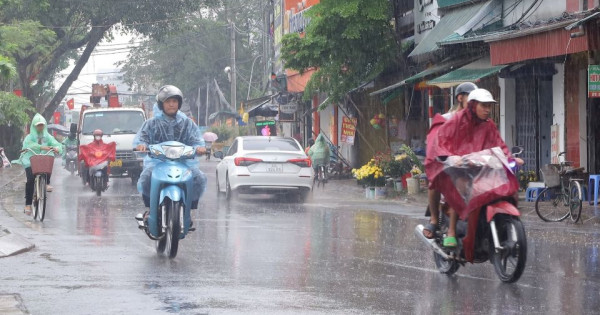 Thời tiết ngày 21/11/2025: Bắc Bộ giảm mưa, Trung Bộ tiếp tục mưa to đến rất to