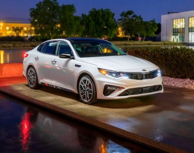 Triệu hồi hơn 250.000 chiếc sedan Kia K5 vì nguy cơ cháy nổ bình xăng