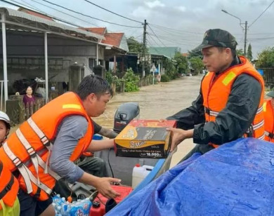 Cộng đồng quốc tế chung tay hỗ trợ Việt Nam khắc phục hậu quả mưa lũ