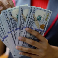 Giá ngoại tệ ngày 22/11/2025: USD suy yếu