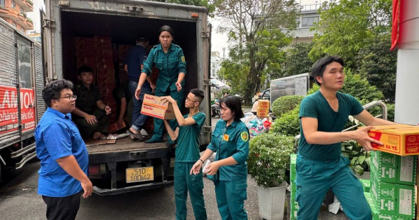 TP Hồ Chí Minh tiếp nhận hơn 236 tỷ đồng, 441 tấn hàng chuyển đến đồng bào vùng lũ