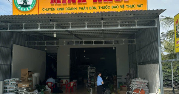 Liên tiếp phát hiện phân bón kém chất lượng tại Cần Thơ: Nhiều doanh nghiệp bị mời làm việc