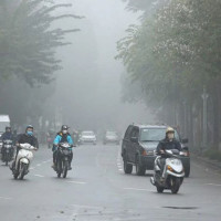 Thời tiết ngày 1/12/2025: Bắc Bộ rét đậm, Nam Bộ nắng nóng