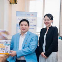 Toàn bộ doanh thu bán sách 