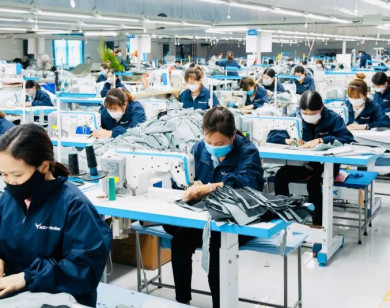 Doanh nghiệp có được điều chuyển người lao động sang công việc khác?