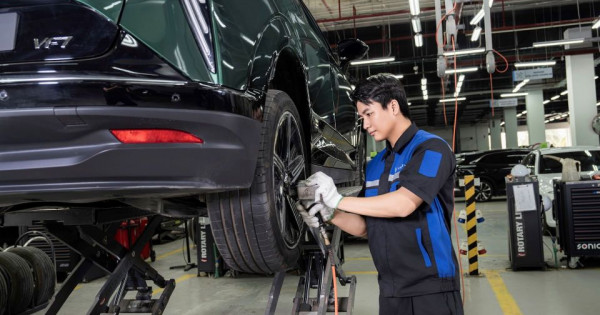 Lập kỷ lục với xưởng dịch vụ thứ 350, VinFast nhận “mưa lời khen” về mạng lưới hậu mãi khủng nhất Việt Nam