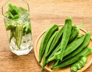 Uống nước đậu bắp pha với chanh vào mỗi buổi sáng có tốt không?