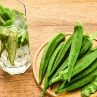 Uống nước đậu bắp pha với chanh vào mỗi buổi sáng có tốt không?