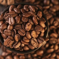 Giá nông sản ngày 4/12/2025: Cà phê và hồ tiêu cùng giảm mạnh