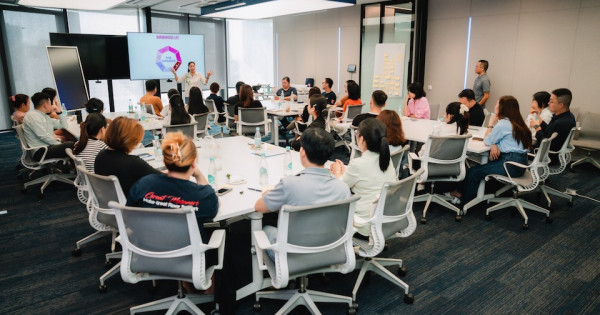 FMCG Việt Nam là công ty duy nhất vào Top 100 nơi làm việc tốt nhất Đông Nam Á 2025