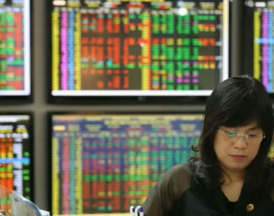 VN-Index hướng tới đỉnh mới tháng cuối năm