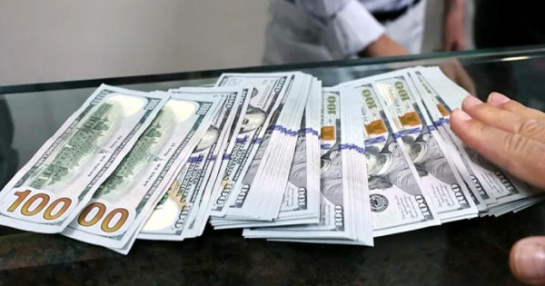 Giá ngoại tệ ngày 10/12/2025: USD tiếp tục đà tăng