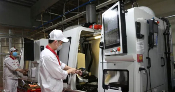 Tín dụng tăng kỷ lục: Đến lúc bỏ room