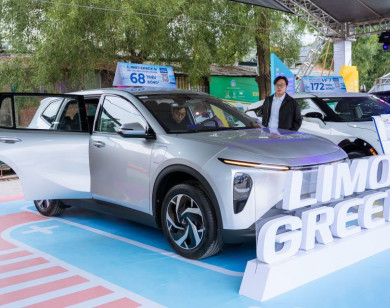 Lựa chọn Limo Green: Nước đi “đánh đâu thắng đó” của tài xế dịch vụ