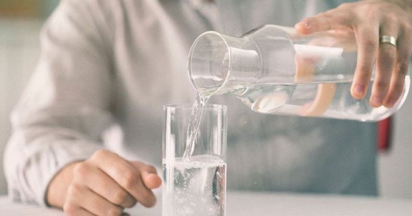 Cách giữ cơ thể đủ nước trong mùa đông