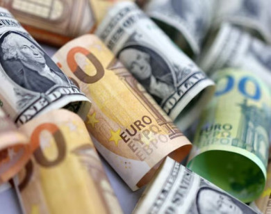 Giá ngoại tệ ngày 18/12/2025: USD tăng nhẹ