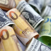 Giá ngoại tệ ngày 18/12/2025: USD tăng nhẹ