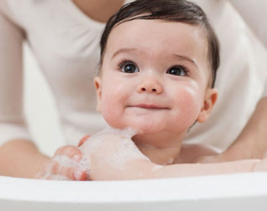 Thu hồi lô sản phẩm nước tắm gội trẻ em Amibebe Pro do chứa thành phần không phù hợp