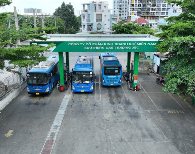 Nguy cơ tê liệt hệ thống xe buýt tại TP Hồ Chí Minh