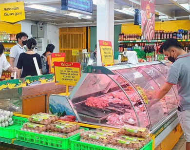 Đón năm mới 2026, siêu thị giảm giá kích cầu tiêu dùng