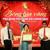 Bình Điền – 32 năm bền bỉ đồng hành nuôi dưỡng tài năng cải lương