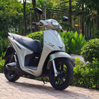 Giá sau ưu đãi chỉ hơn 22 triệu đồng, nhân viên văn phòng tranh thủ chốt VinFast Feliz trong những ngày cuối năm