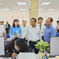 Xóa bỏ rào cản địa giới hành chính, TP Hồ Chí Minh số hóa 100% thủ tục công