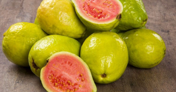 Điều gì sẽ xảy ra khi bạn ăn ổi vào mỗi buổi sáng?