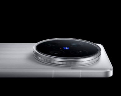 Vivo X300 Ultra lộ diện với công nghệ Zoom chưa từng có