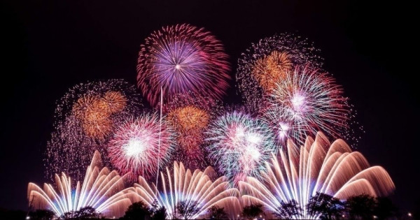 Người dân cần lưu ý điều gì khi mua pháo hoa chơi Tết 2026?