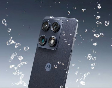 Motorola Signature ra mắt, đối thủ đáng gờm của iPhone và Samsung