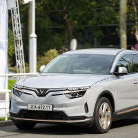 Chuyên gia đánh giá về VinFast VF 8: “Dưới 1 tỷ đồng, rất khó tìm mẫu D-SUV nào toàn diện như thế này”